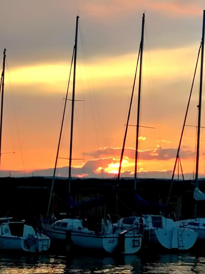 Pfahlbau Sunset II Toplage Inklusive Elektroboot Rust Exterior photo